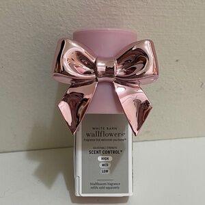 Brand New Pink Bow Bath & Body Works Wallflower NWT